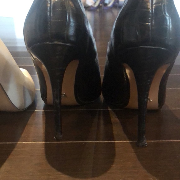 4” heeled Zara pumps bundle size 8/39 black, grey, chartreuse - Picture 7 of 13